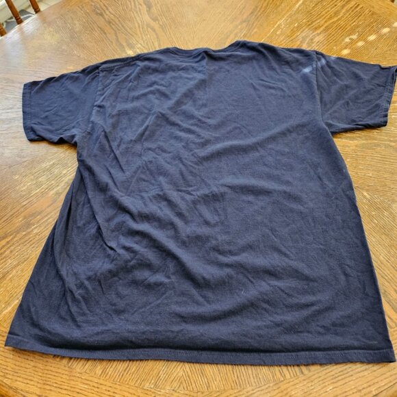 2 Fruit of the Loom T-Shirts Black and Dark Blue - Large - Picture 5 of 6